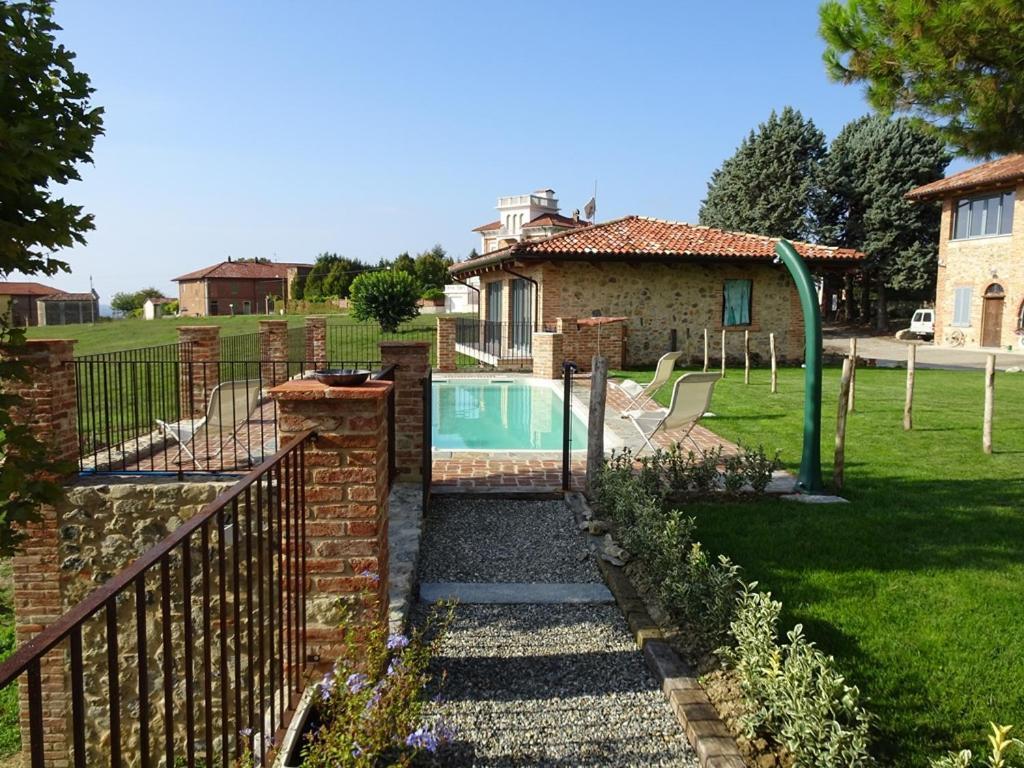 Azienda Agricola Garoglio Davide Alfiano Natta Exteriér fotografie